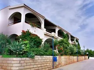 Capo San Marco & Renella Ξενοδοχείο με διαμερίσματα *