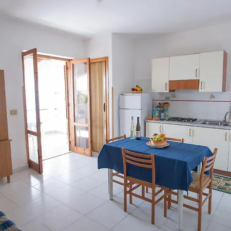 Capo San Marco & Renella Ξενοδοχείο με διαμερίσματα *